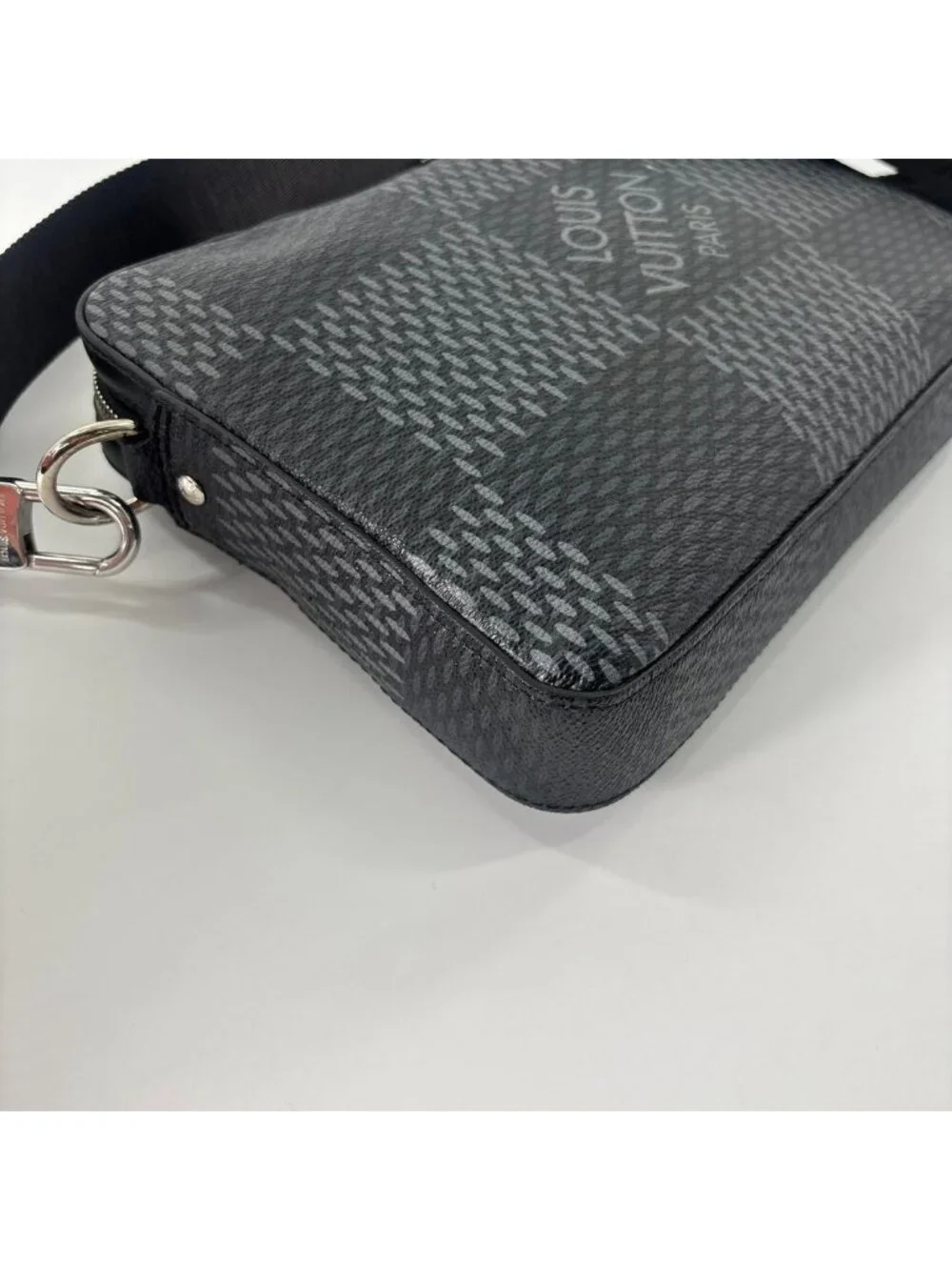 Louis Vuitton Damier Graphite Trio Messenger